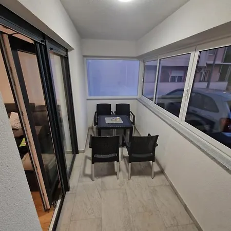 Luna Apartment *